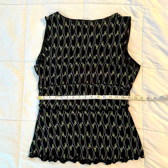 MAX STUDIO Black Sleeveless Top with Green Accents and ruffled hemlines Size L - Picture 11 of 12